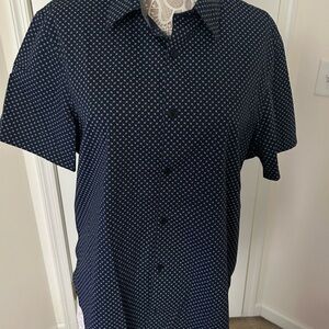 Calvin Klein Men's Dark Blue Patterned Shirt